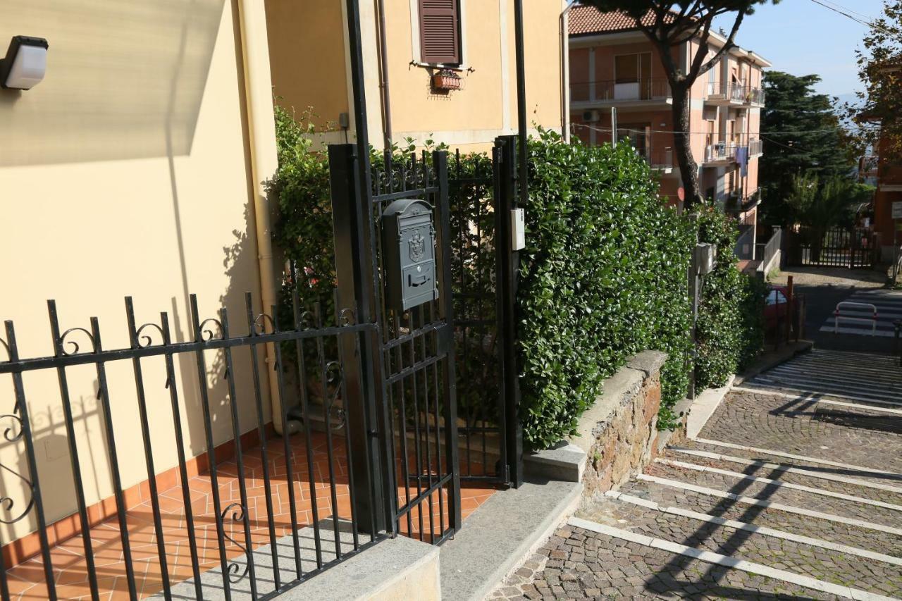 Alloggio Turistico Giuly Id 3807 Monte Porzio Catone Экстерьер фото